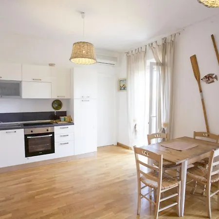 Apartment Nel Cuore Di - Goelba Porto Azzurro