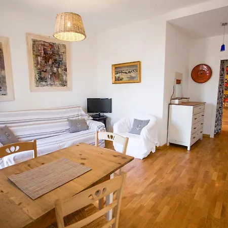 Nel Cuore Di - Goelba Porto Azzurro